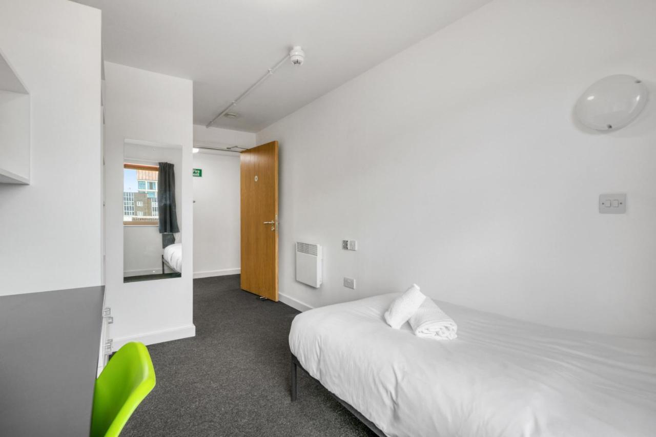 Central Single Room With Shared Kitchen In Luton Luton  Eksteriør billede